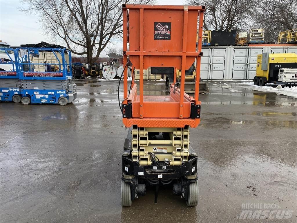 JLG 1932R Makazaste platforme