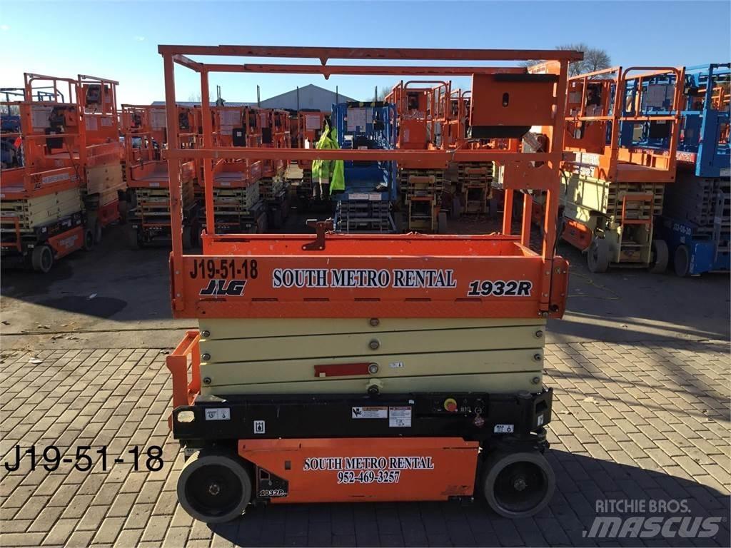 JLG 1932R Makazaste platforme