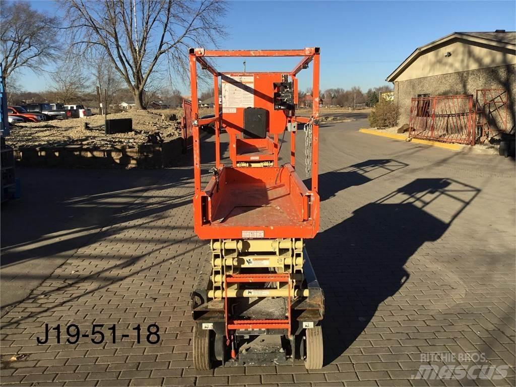 JLG 1932R Makazaste platforme