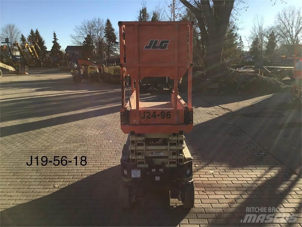 JLG 1932R Makazaste platforme