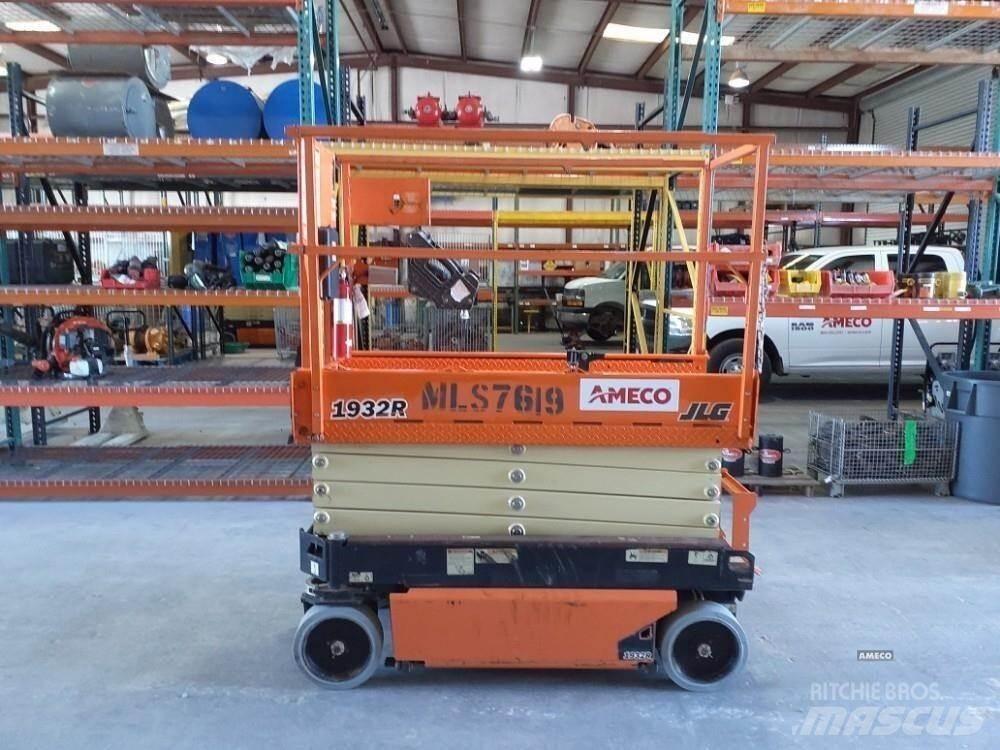 JLG 1932R Makazaste platforme