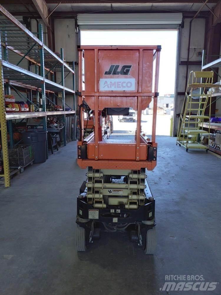 JLG 1932R Makazaste platforme