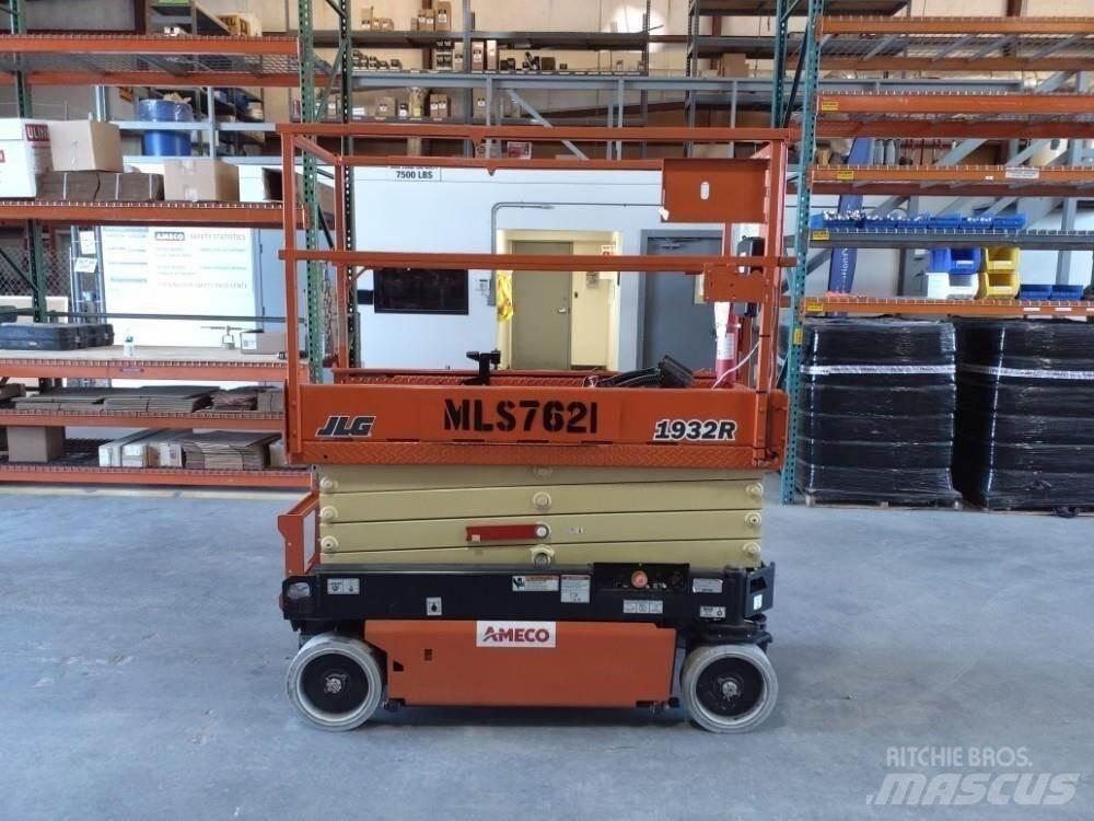 JLG 1932R Makazaste platforme
