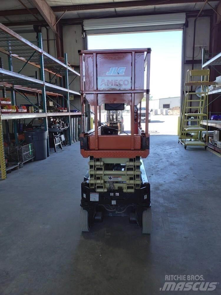 JLG 1932R Makazaste platforme