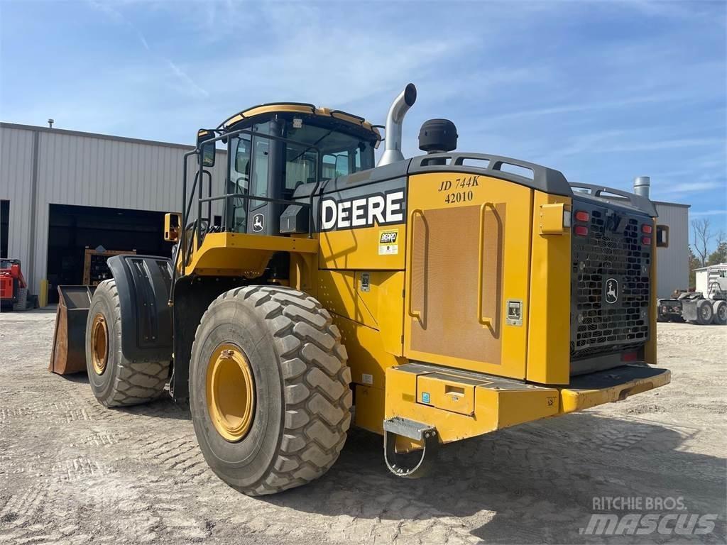 John Deere 744K Utovarivači na točkove