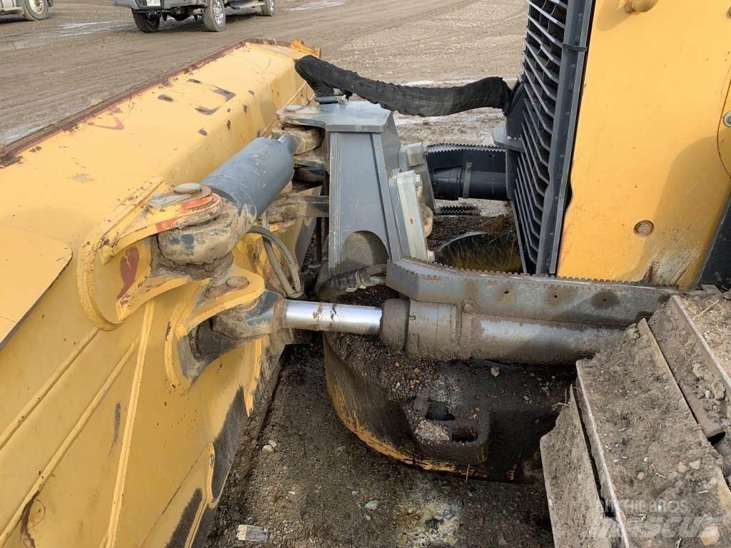 John Deere 750K LGP Buldožeri guseničari