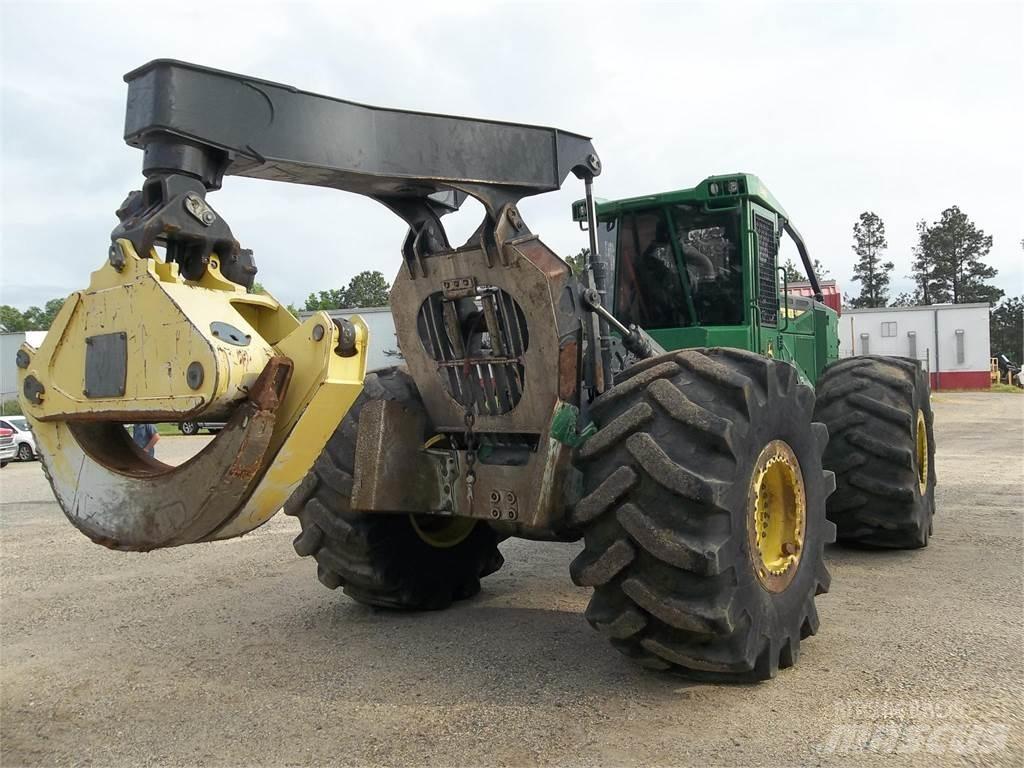 John Deere 848L Skideri