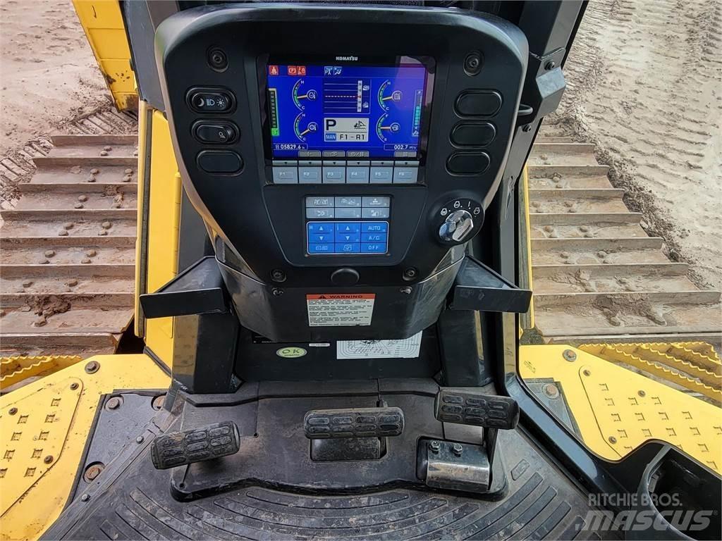 Komatsu D65PX-18 Buldožeri guseničari
