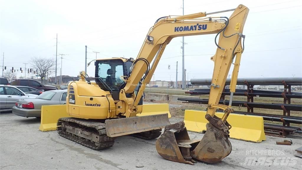Komatsu PC88MR-10 Bageri guseničari