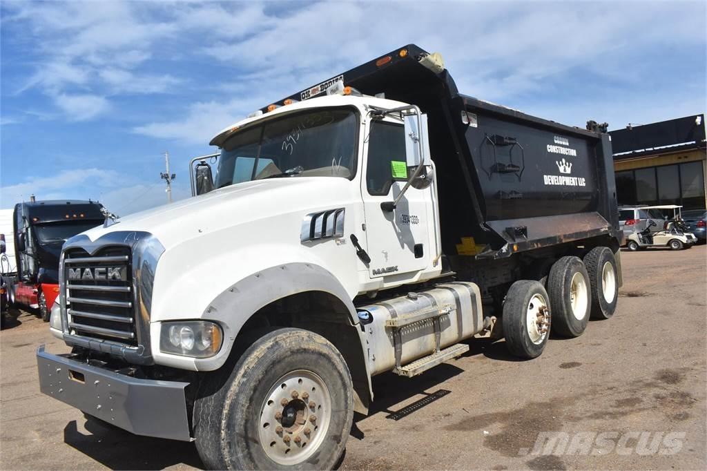 Mack GRANITE GU713 Kiperi kamioni