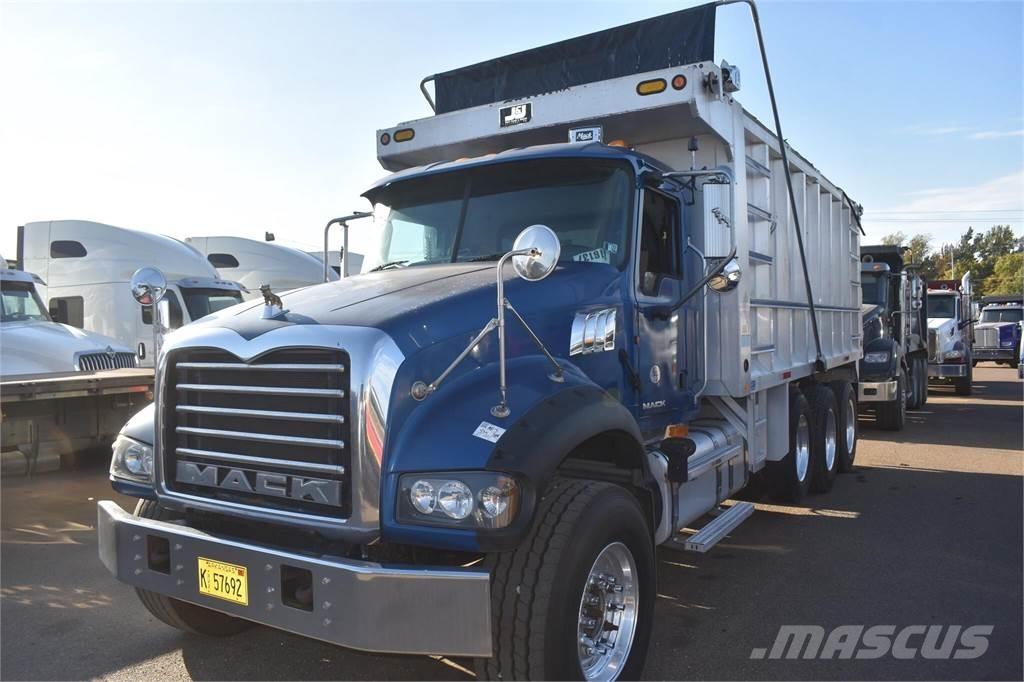 Mack GRANITE GU713 Kiperi kamioni