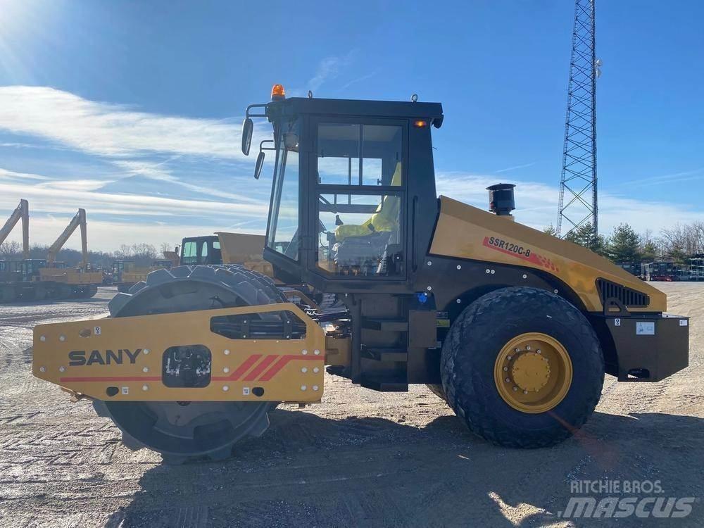 Sany SSR120C-8 Valjci sa duplim bubnjem