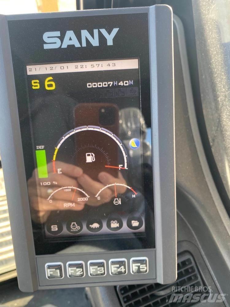 Sany SY225C Bageri guseničari