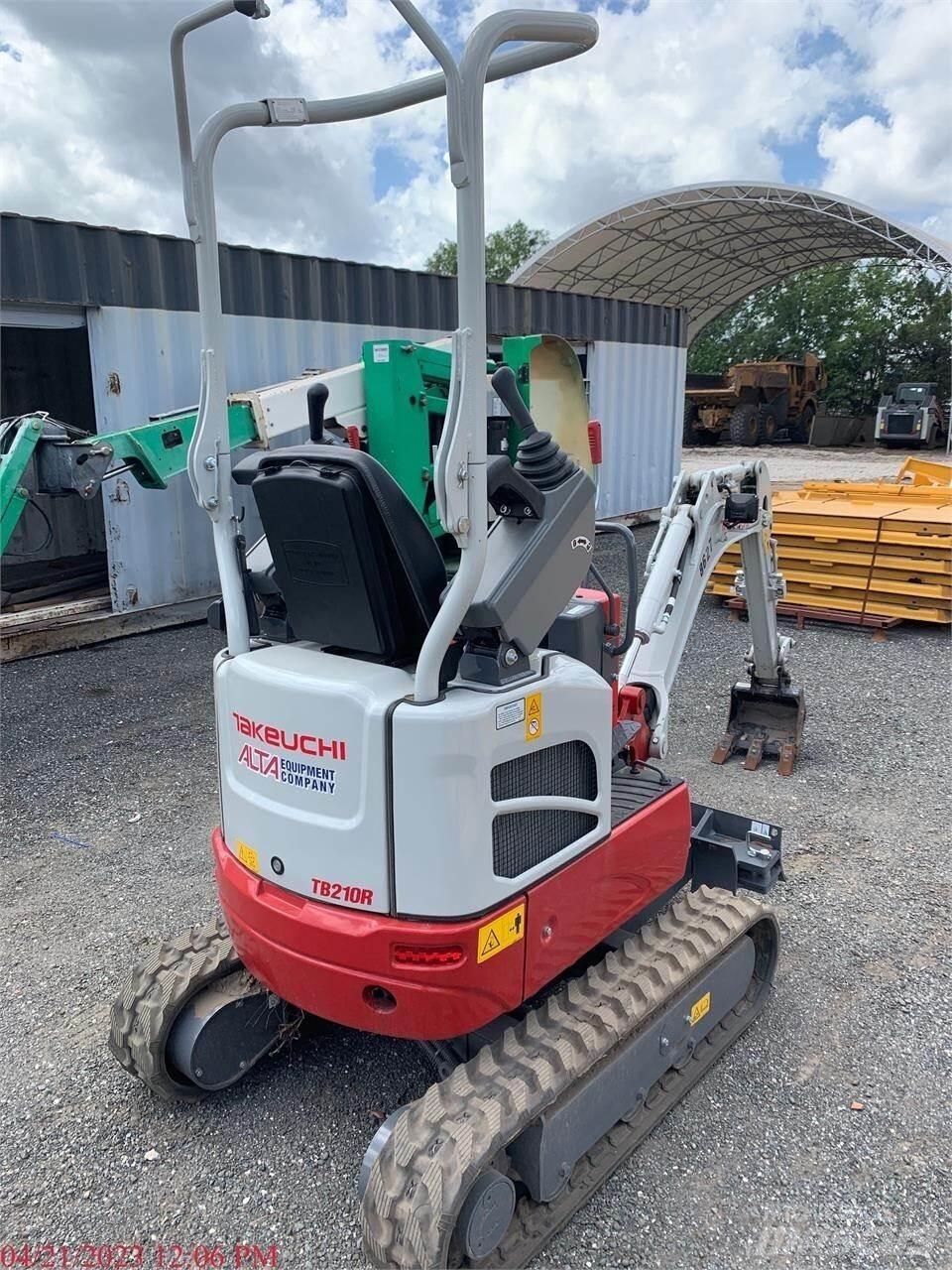 Takeuchi TB210R Mini bageri < 7t