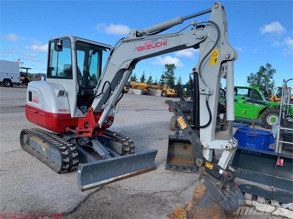 Takeuchi TB235-2 Mini bageri < 7t