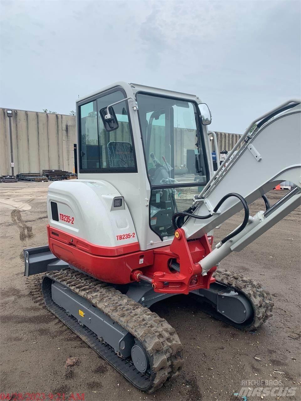 Takeuchi TB235-2 Mini bageri < 7t