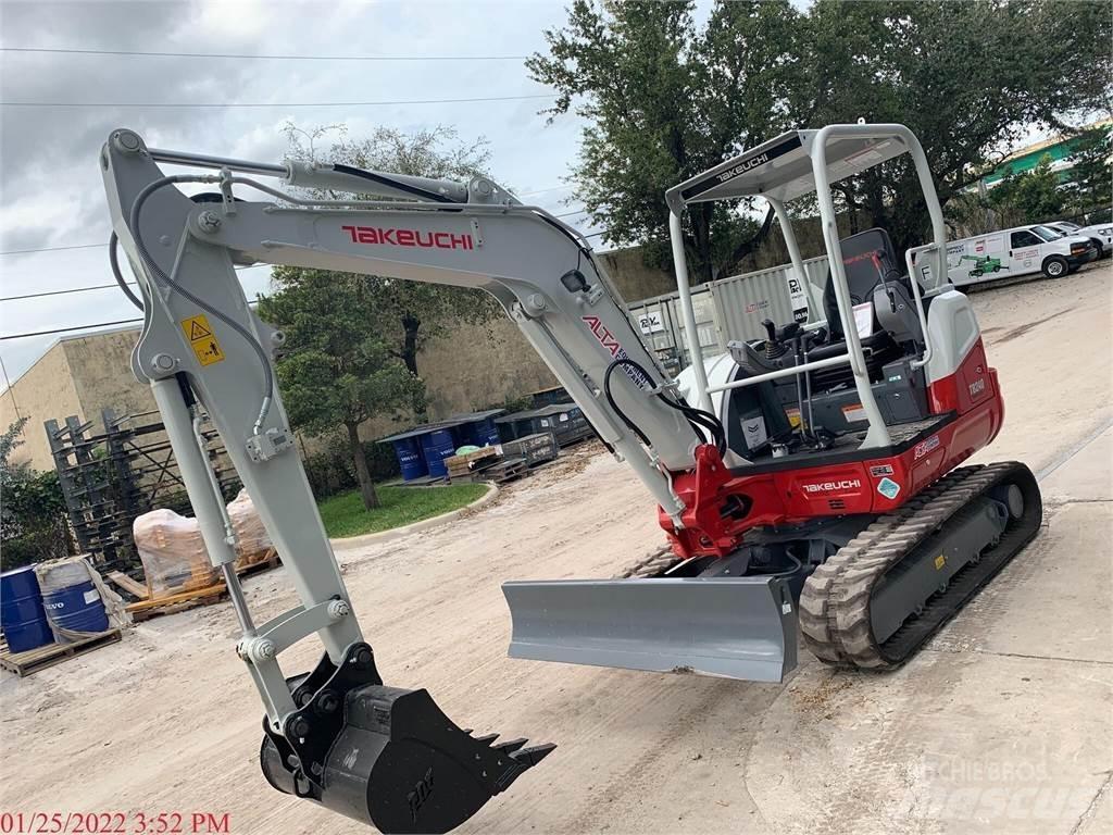 Takeuchi TB240 Mini bageri < 7t