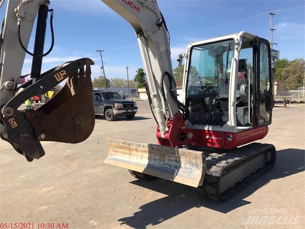 Takeuchi TB250-2 Mini bageri < 7t