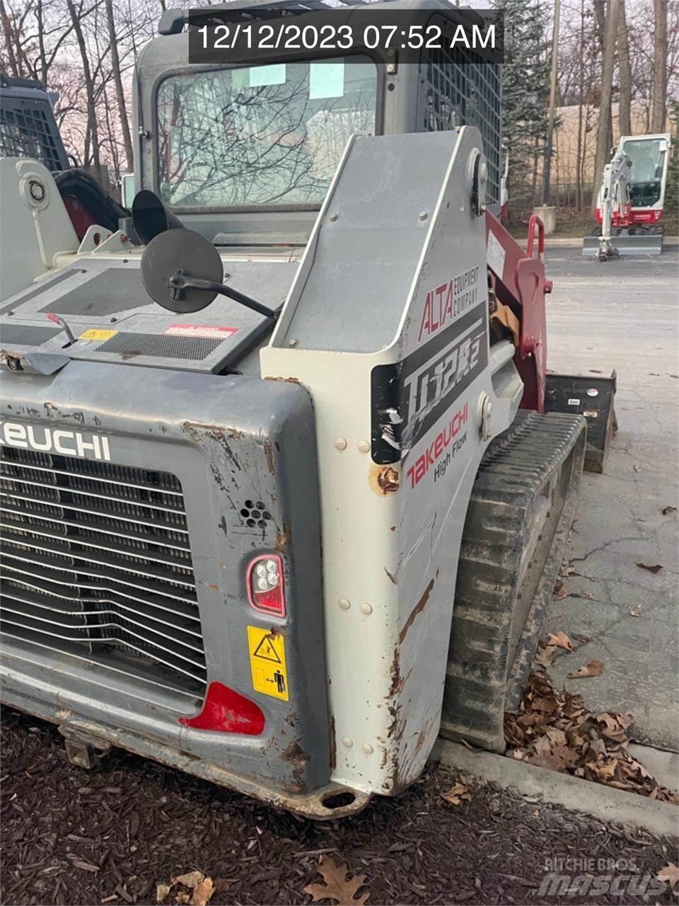 Takeuchi TL12R2 Skid steer mini utovarivači