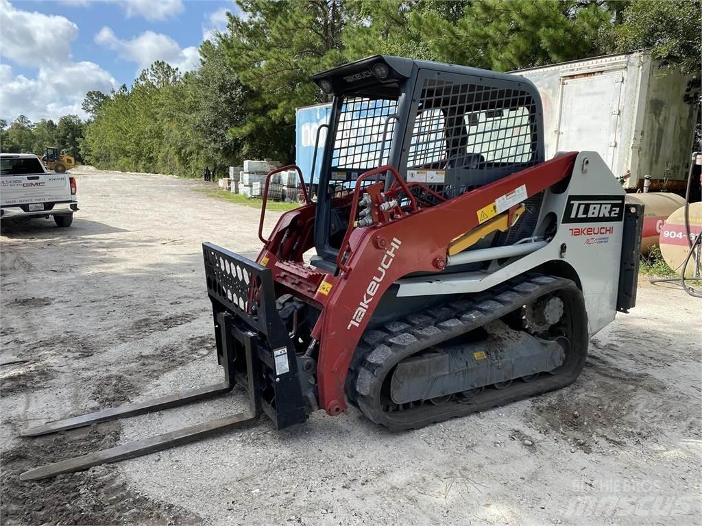 Takeuchi TL8R2 Skid steer mini utovarivači