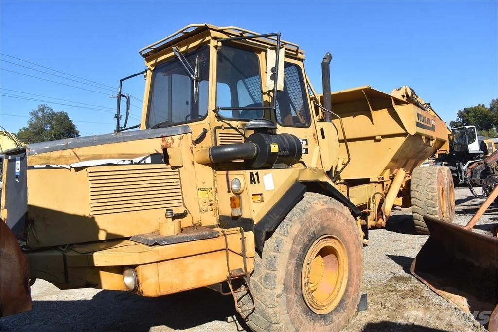 Volvo A25 Zglobni damperi