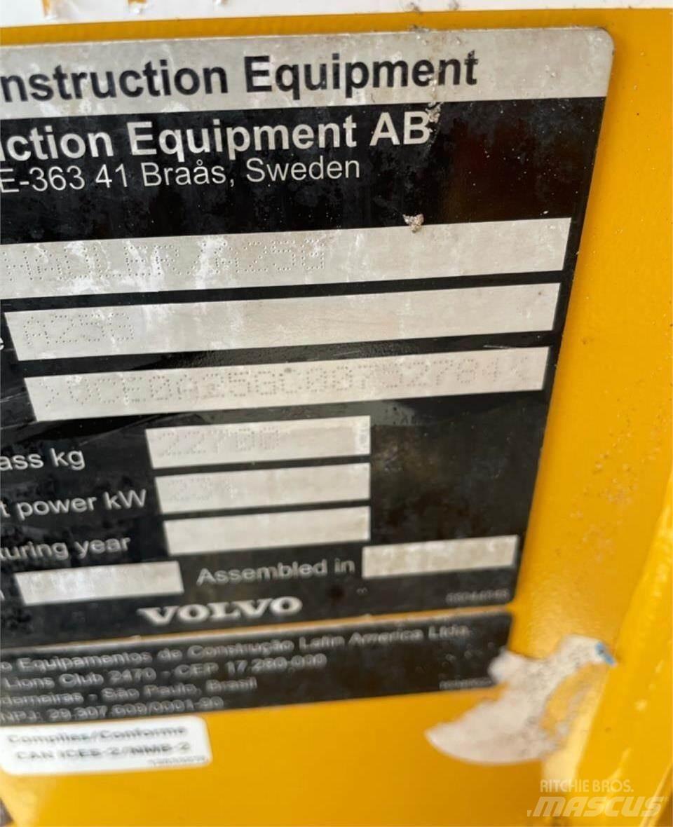 Volvo A25G Zglobni damperi