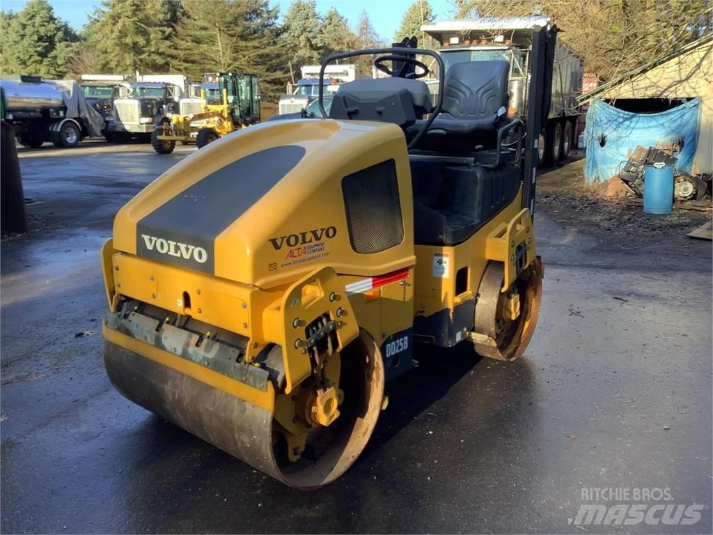 Volvo DD25B Valjci sa duplim bubnjem