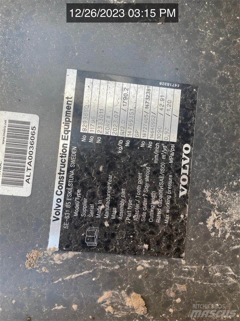 Volvo EC200EL Bageri guseničari