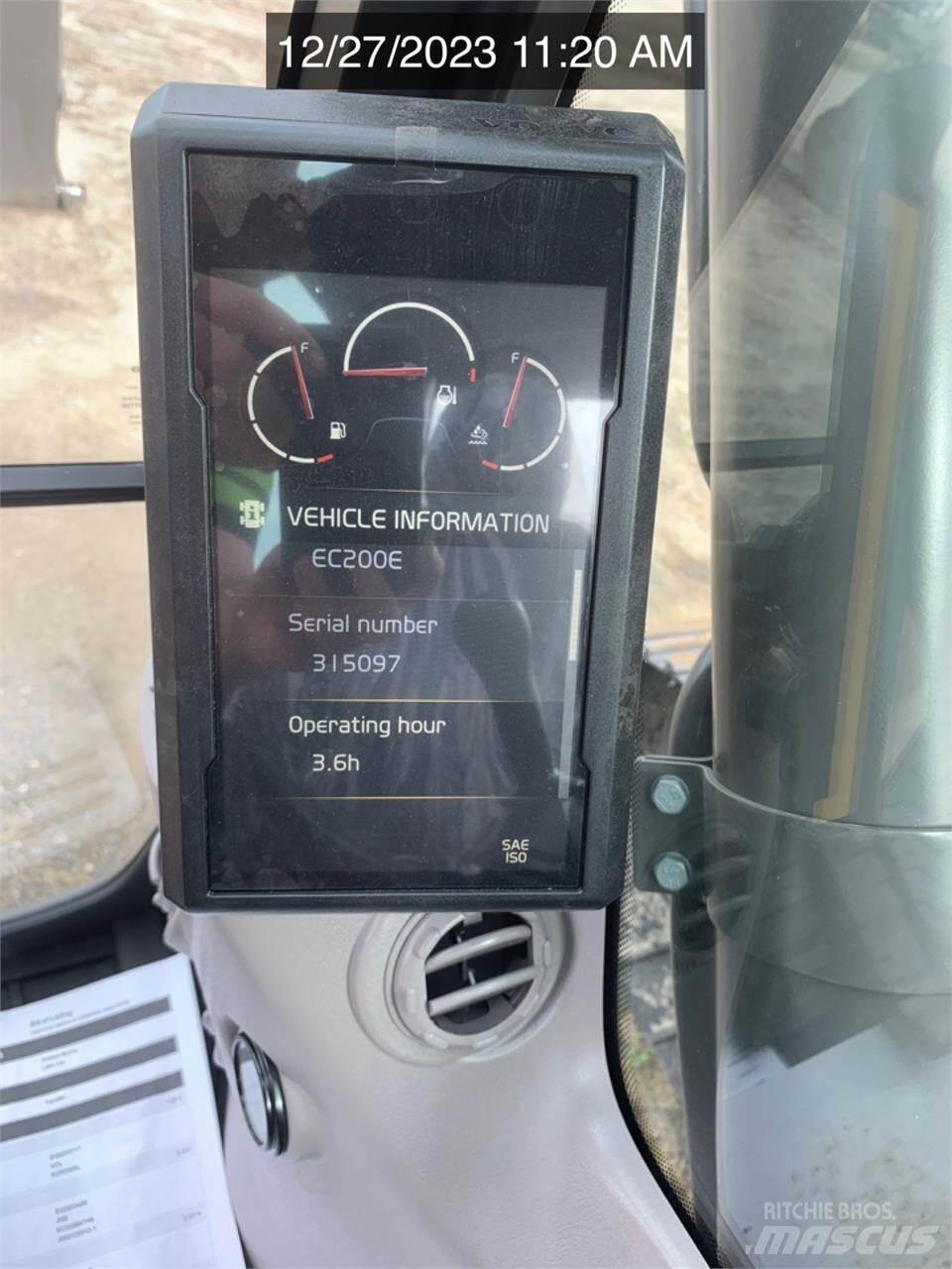 Volvo EC200EL Bageri guseničari
