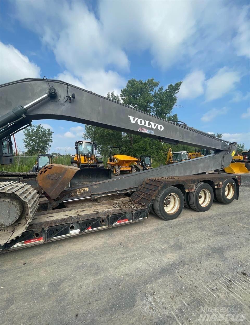 Volvo EC250E LR Bageri guseničari
