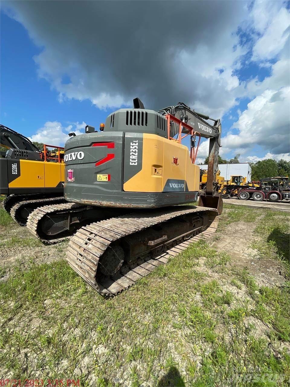 Volvo ECR235EL Bageri guseničari
