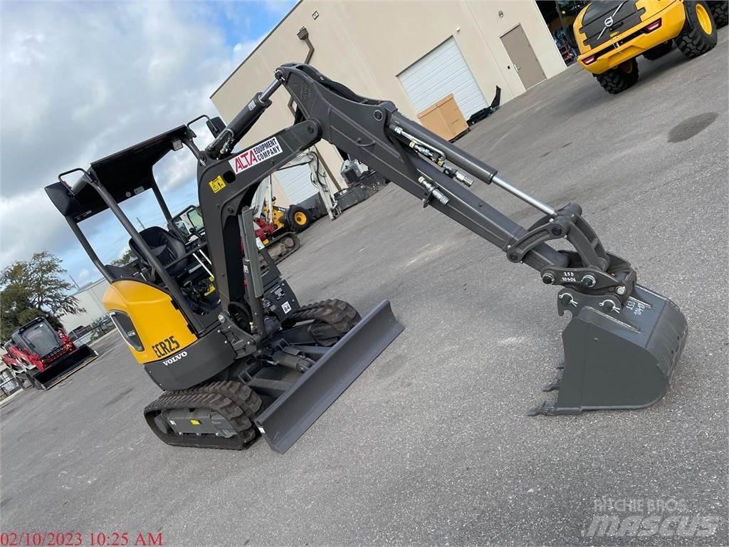 Volvo ECR25D Mini bageri < 7t