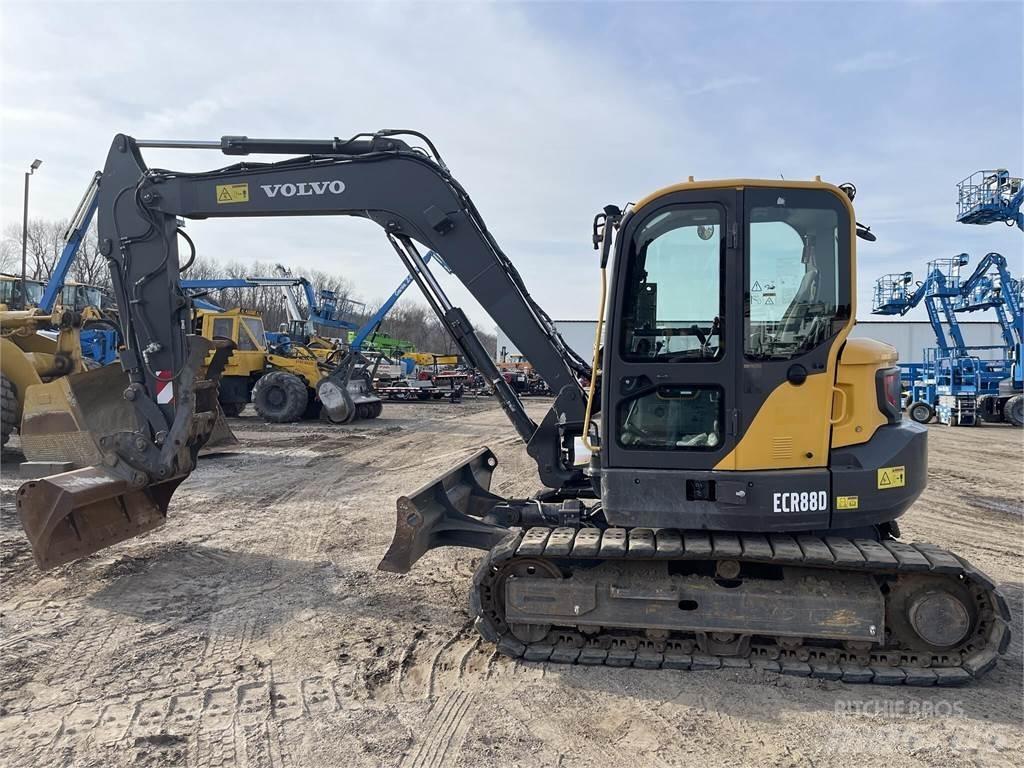 Volvo ECR88D Bageri guseničari