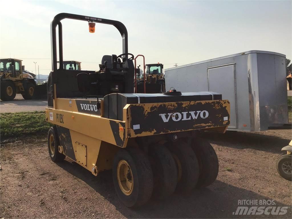 Volvo PT125C Gumeni valjci na točkovima