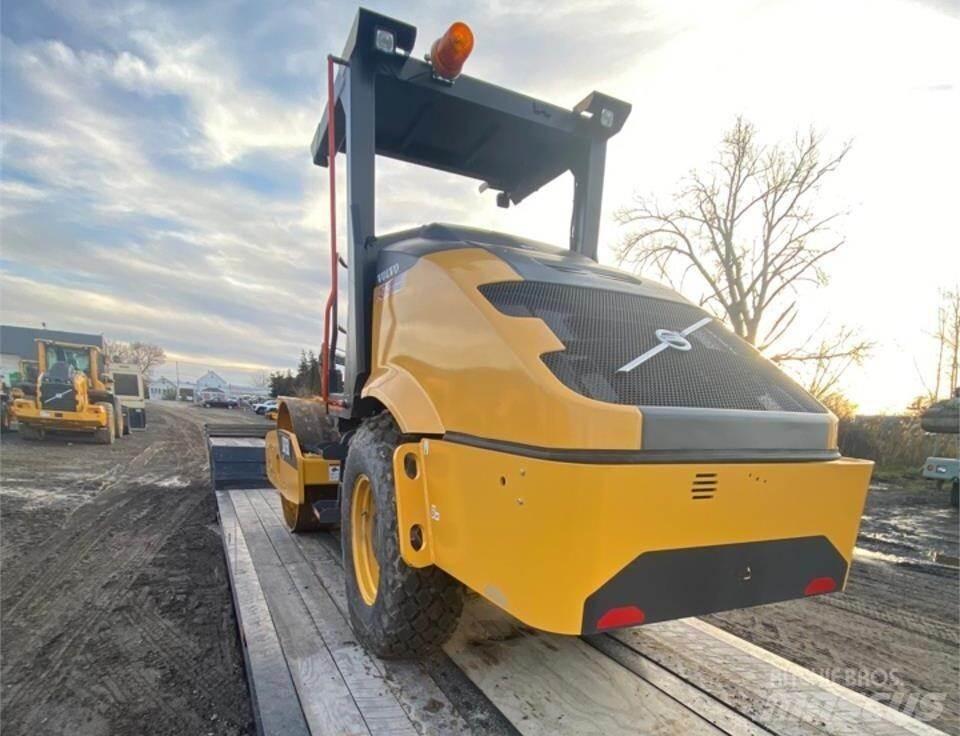 Volvo SD75B Valjci sa duplim bubnjem