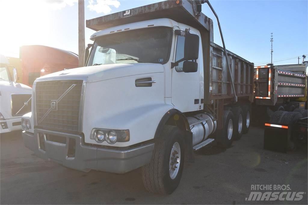 Volvo VHD84B200 Kiperi kamioni