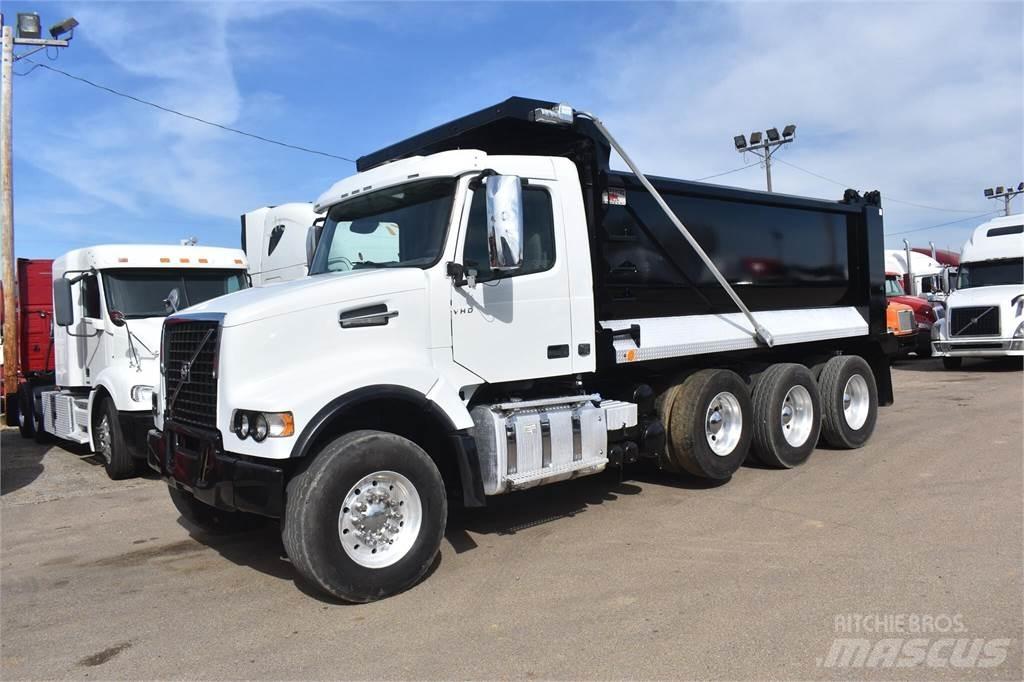 Volvo VHD84B300 Kiperi kamioni