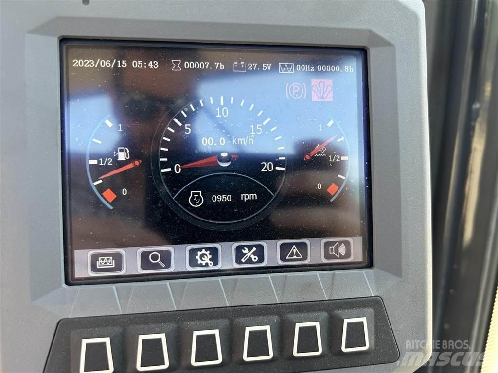 XCMG CV83PDU Valjci sa duplim bubnjem