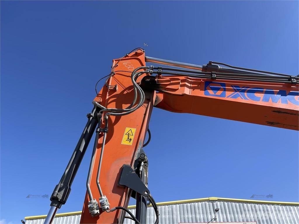 XCMG XE210U Bageri guseničari