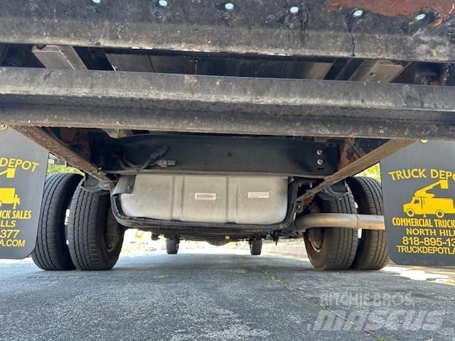 Ford E 450 SD Kombi vozila/ vakum kamioni