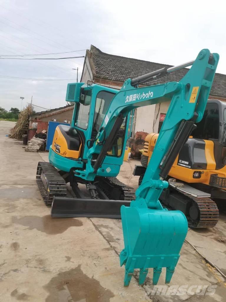 Kubota KX 135 Bageri guseničari