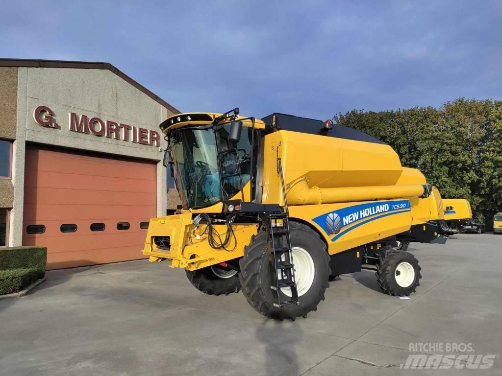 New Holland TC 5.90 Kombajni