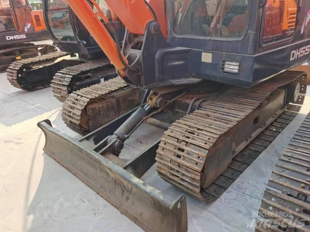 Doosan DH55 Bageri guseničari
