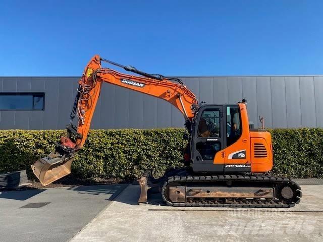 Hitachi 135US-6 Bageri guseničari