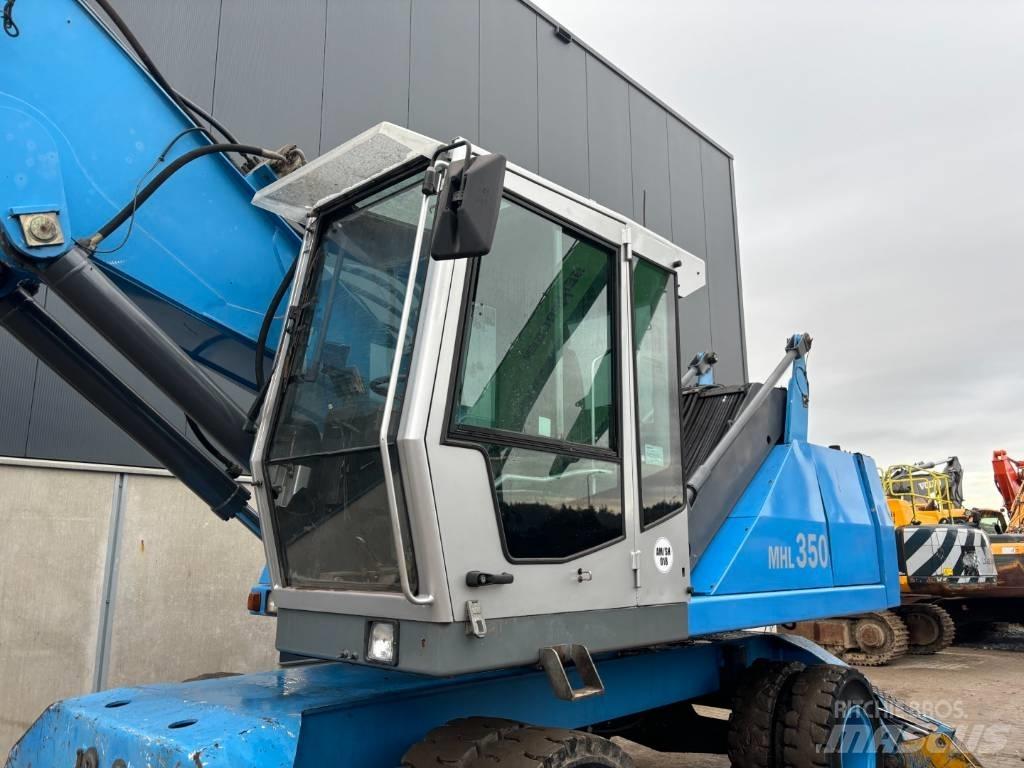 Fuchs MHL350  --  MHL 350 Bageri za prenos primarnih/sekundarnih sirovina