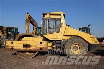 Bomag BW 225 D-3 Valjci sa duplim bubnjem