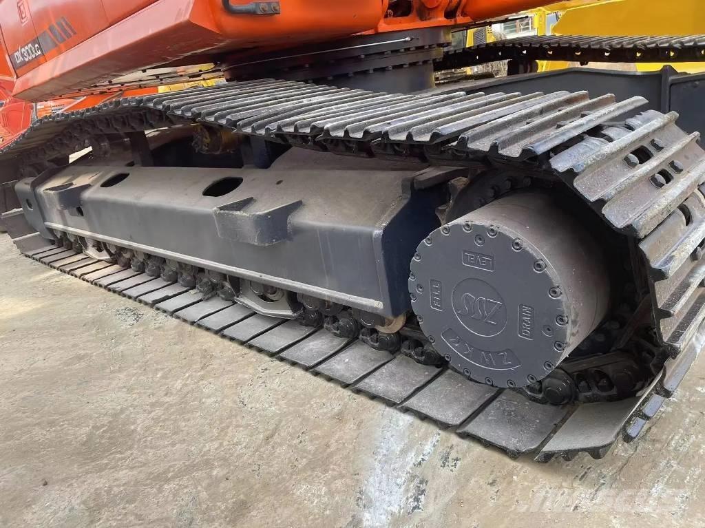 Doosan DX300LC Bageri guseničari
