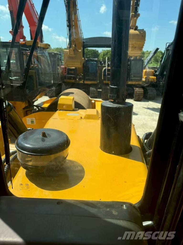 CAT D 6 G LGP II Buldožeri guseničari