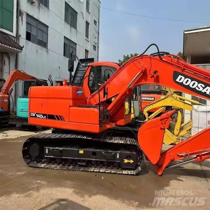 Doosan DX150 Bageri guseničari