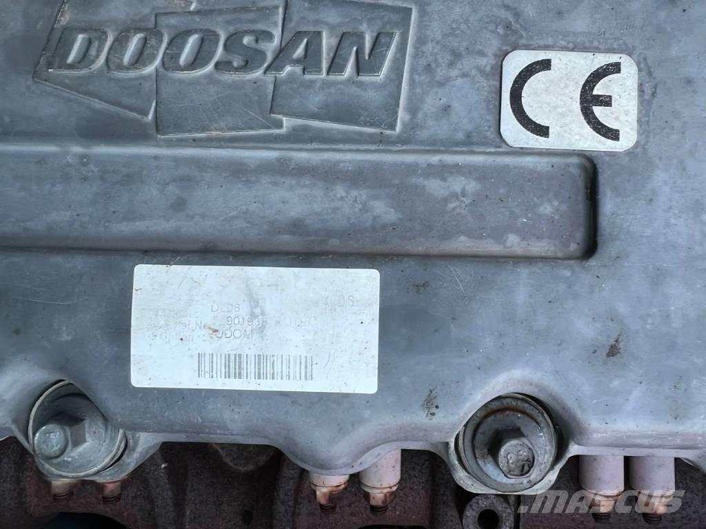 Doosan DX170W Bageri točkaši